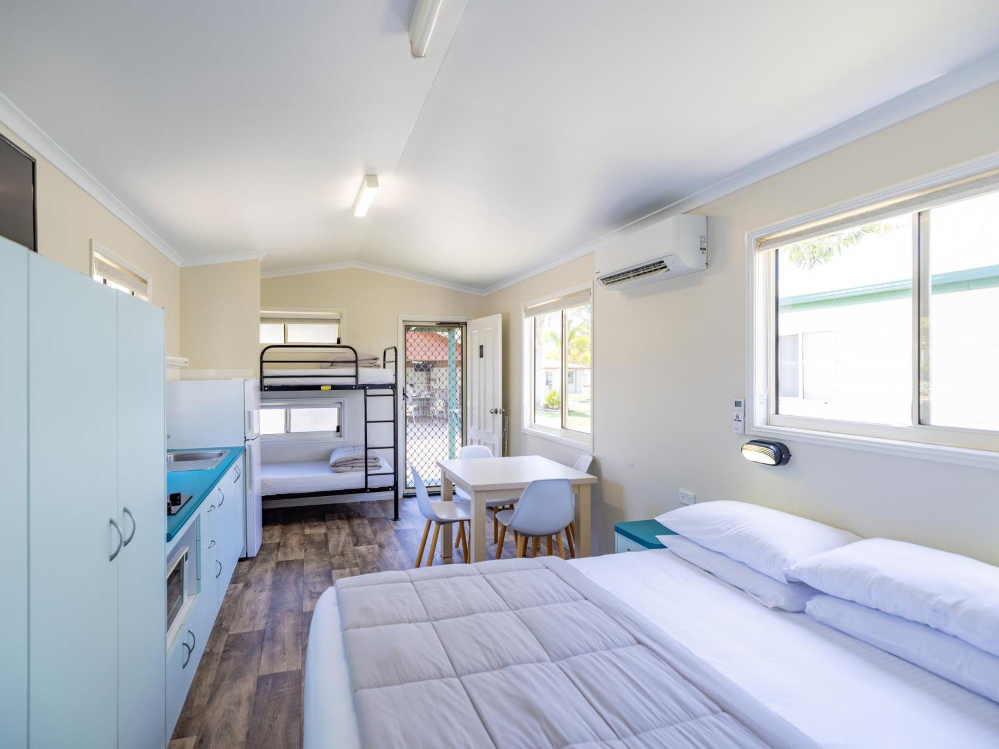 Nrma Capricorn Yeppoon Holiday Park Kinka Pokoj fotografie